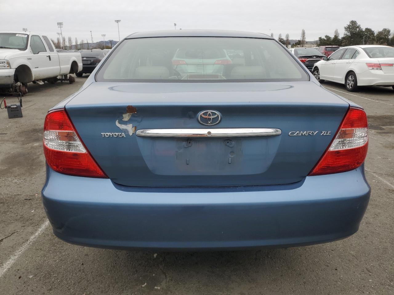 2004 Toyota Camry - Image 6