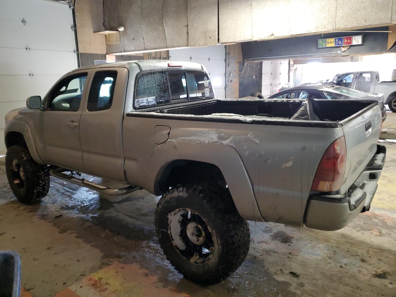 2008 Toyota Tacoma - Image 2