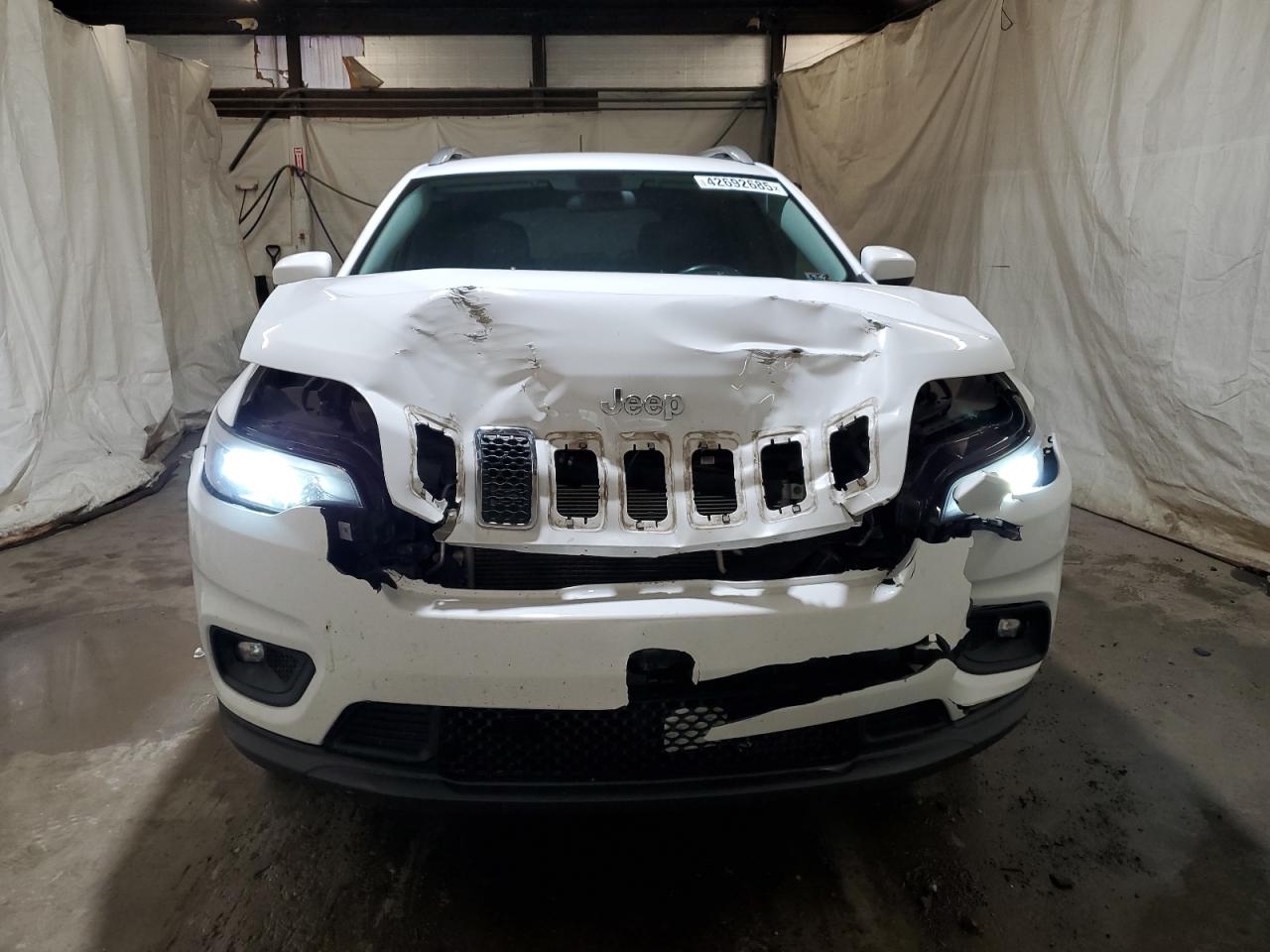 2019 Jeep Grand Cherokee - Image 5