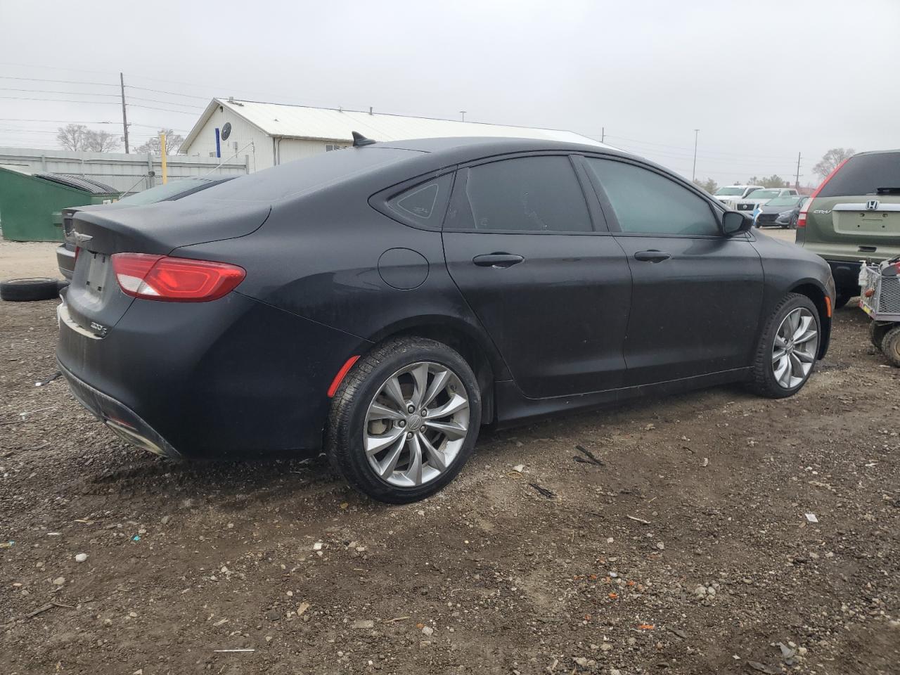 2016 Chrysler 200 - Image 3