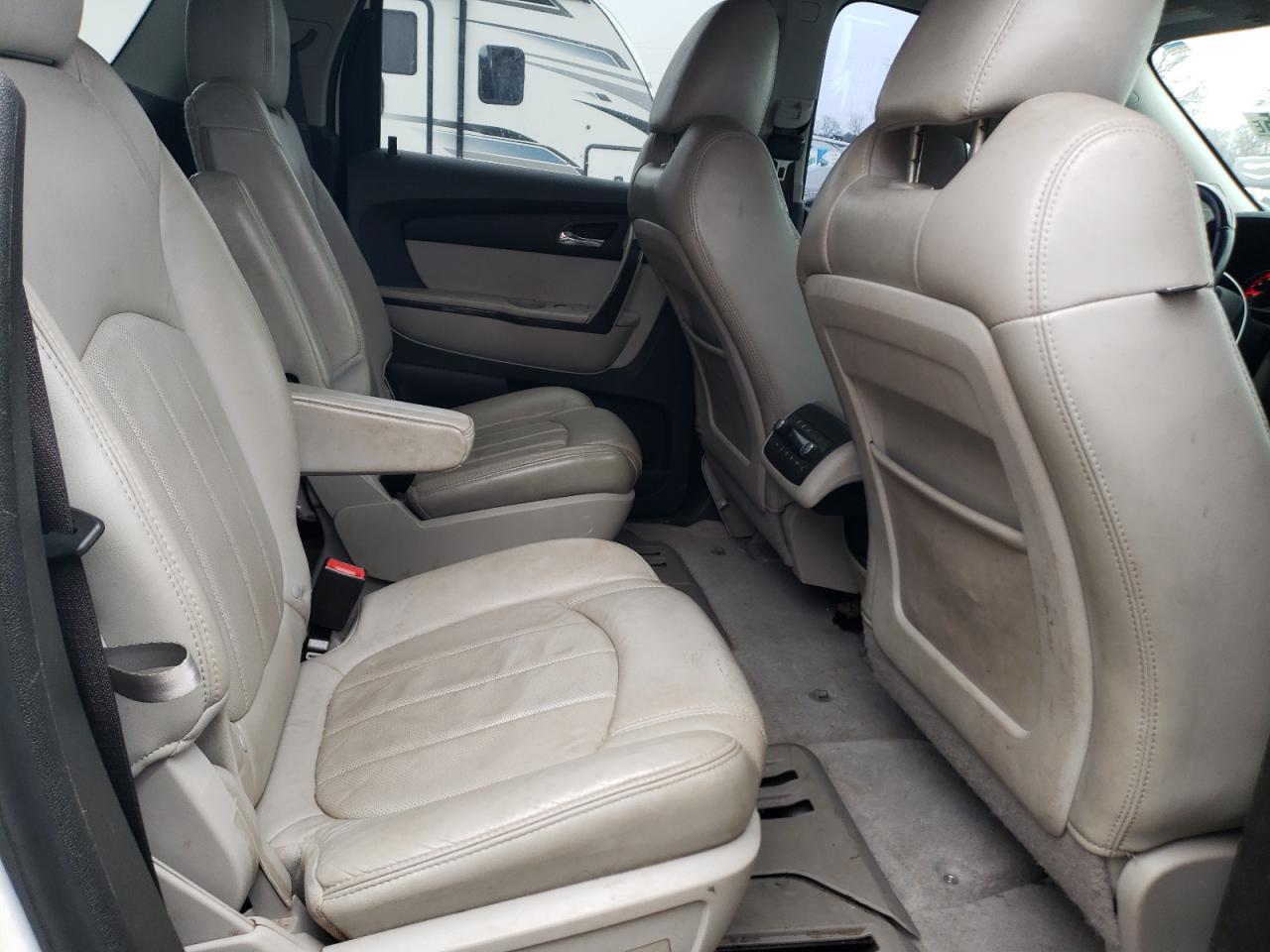 2012 GMC Acadia - Image 11