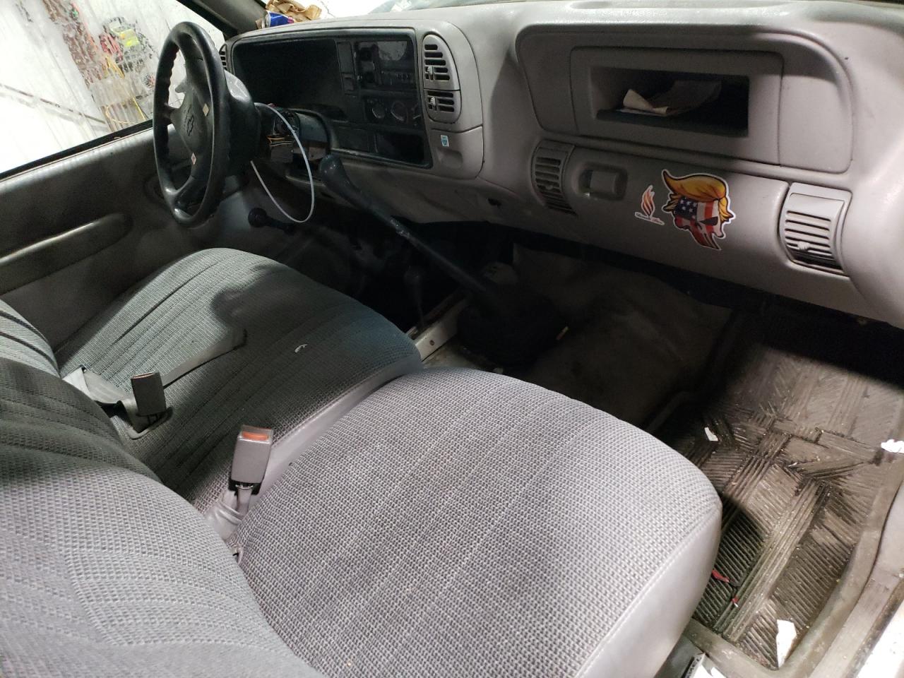 1998 Chevrolet GMT-400 - Image 8