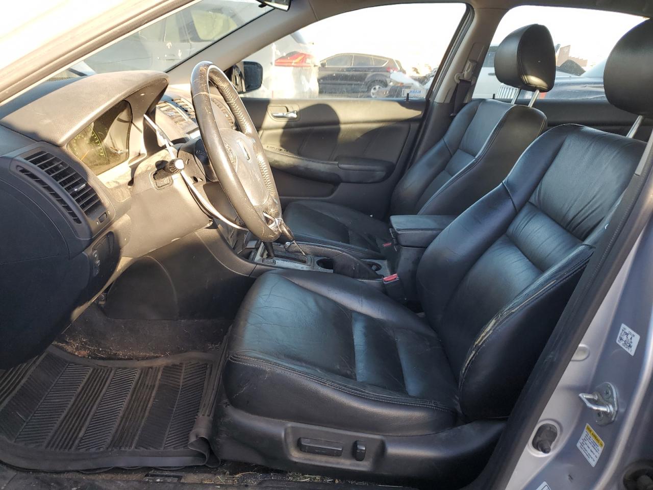 2003 Honda Accord - Image 7