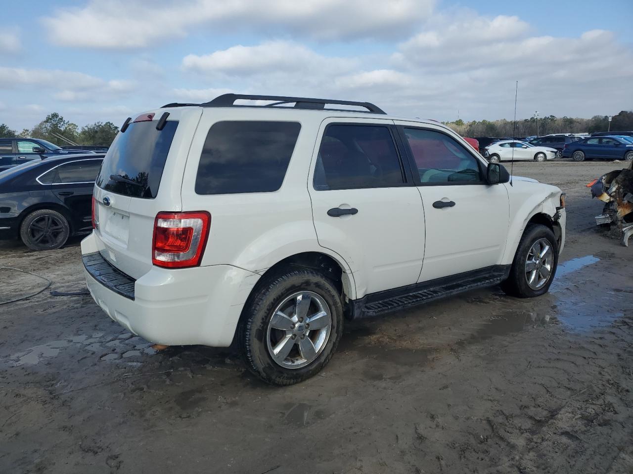 2012 Ford Escape - Image 3