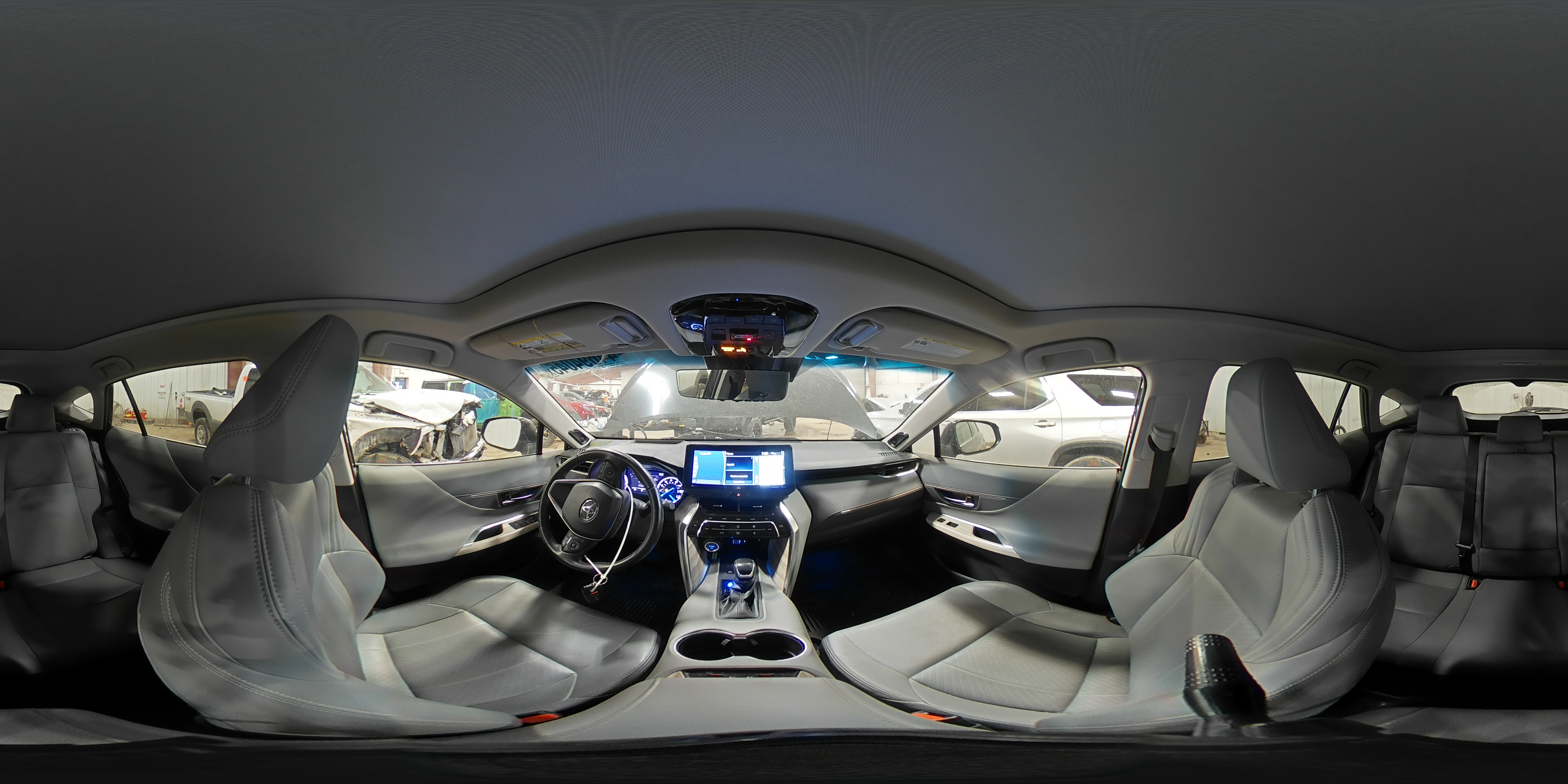 2021 Toyota Venza - Image 14