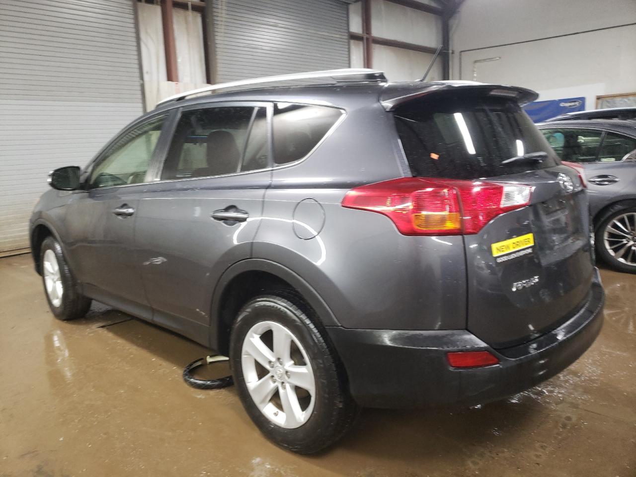 2013 Toyota RAV 4 - Image 2