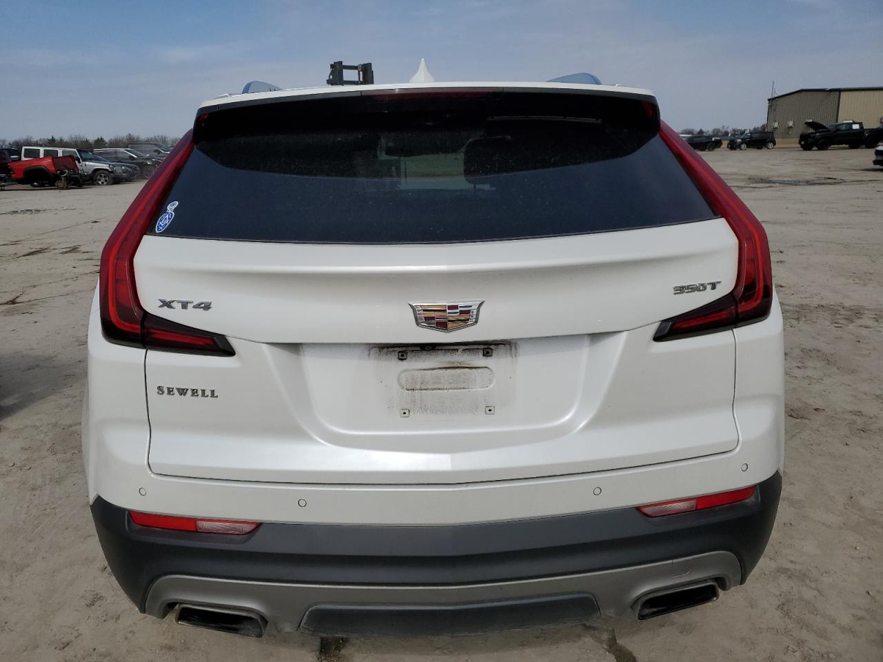 2021 Cadillac XT4 - Image 6