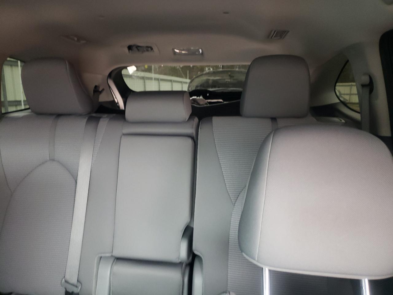 2024 Toyota Highlander - Image 10