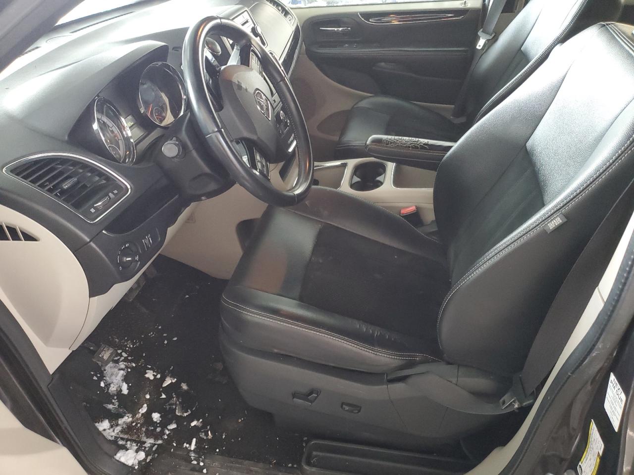 2017 Dodge Caravan - Image 7
