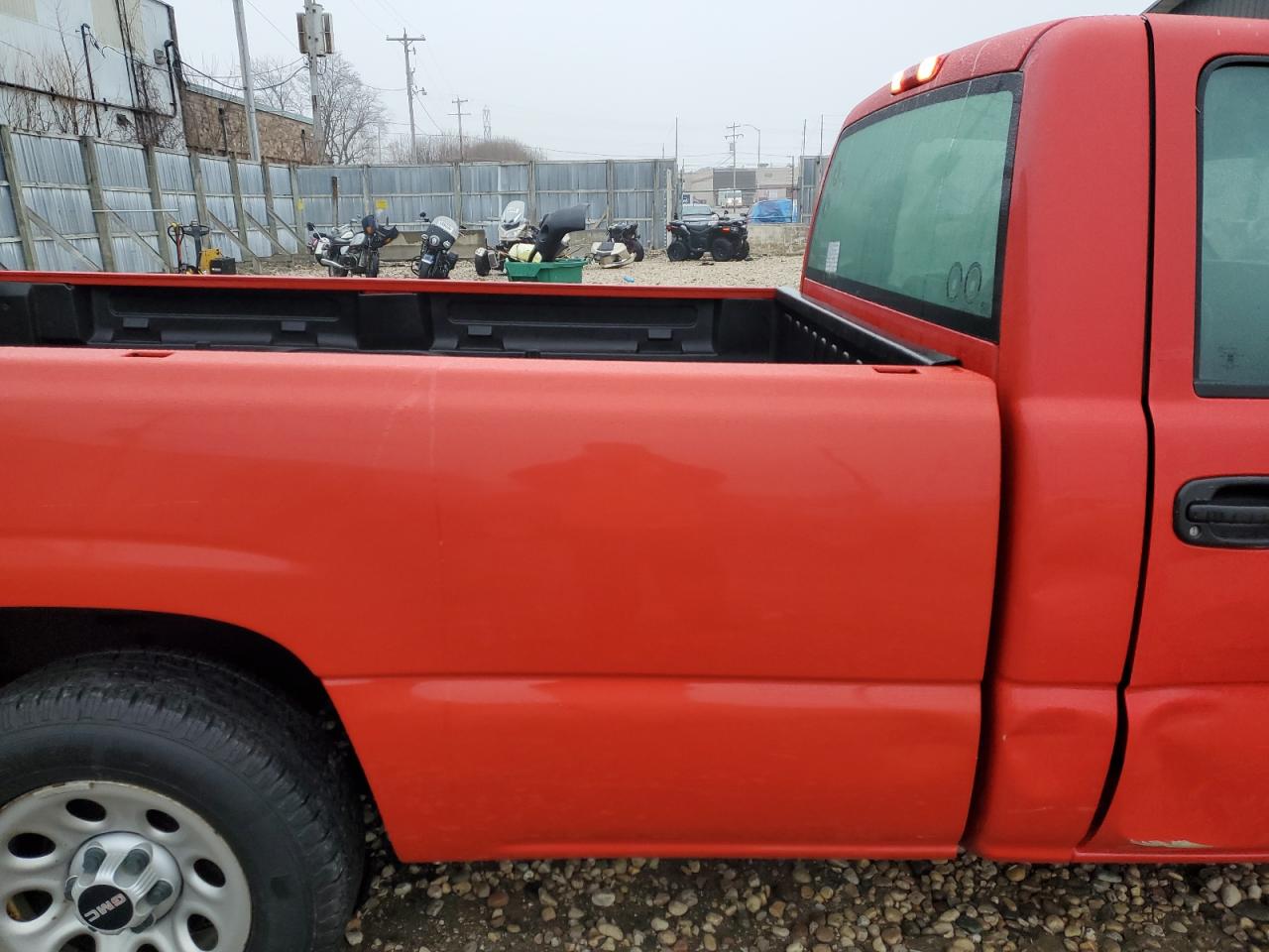 2006 GMC Sierra - Image 10