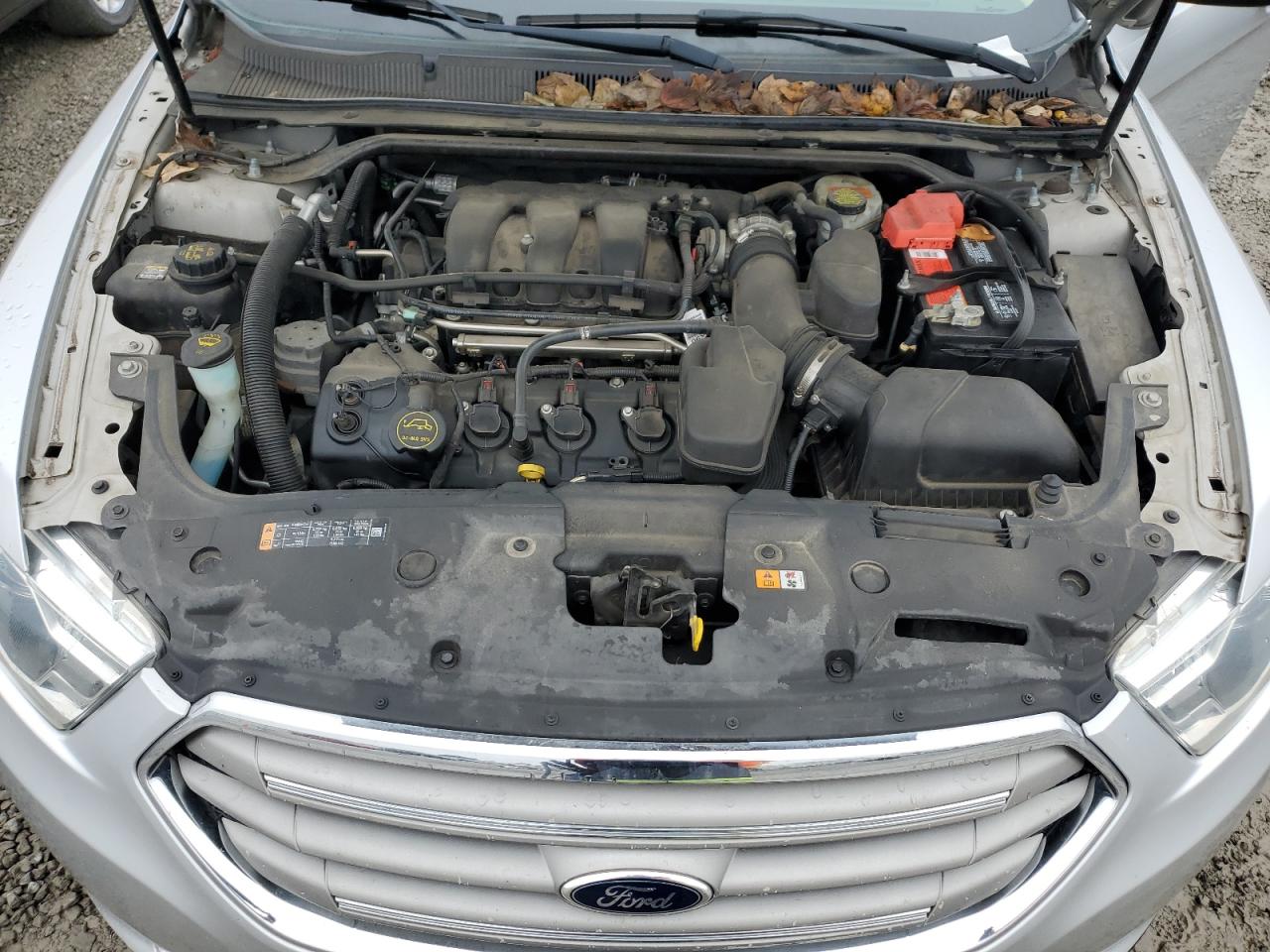 2015 Ford Taurus - Image 13