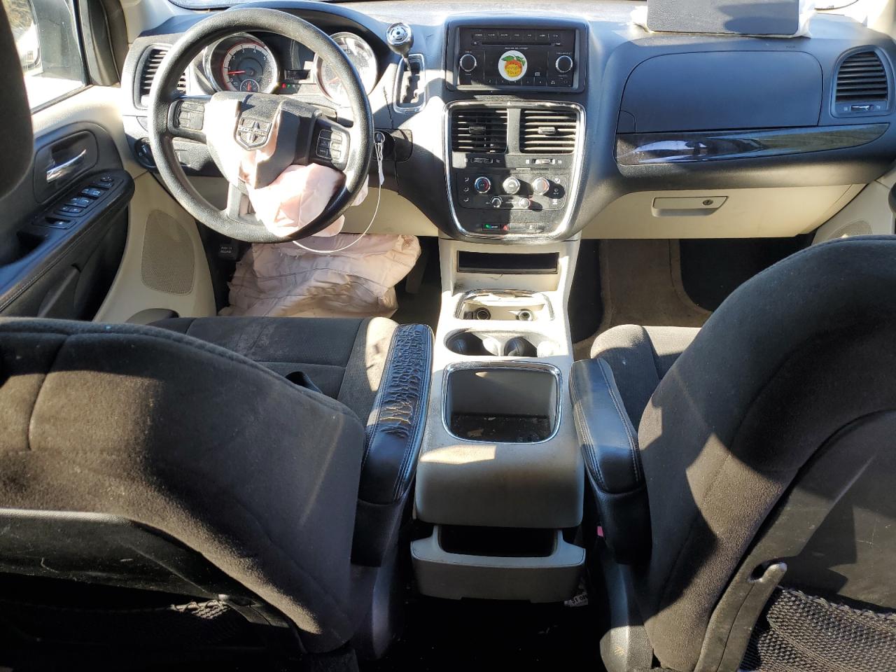 2012 Dodge Caravan - Image 8