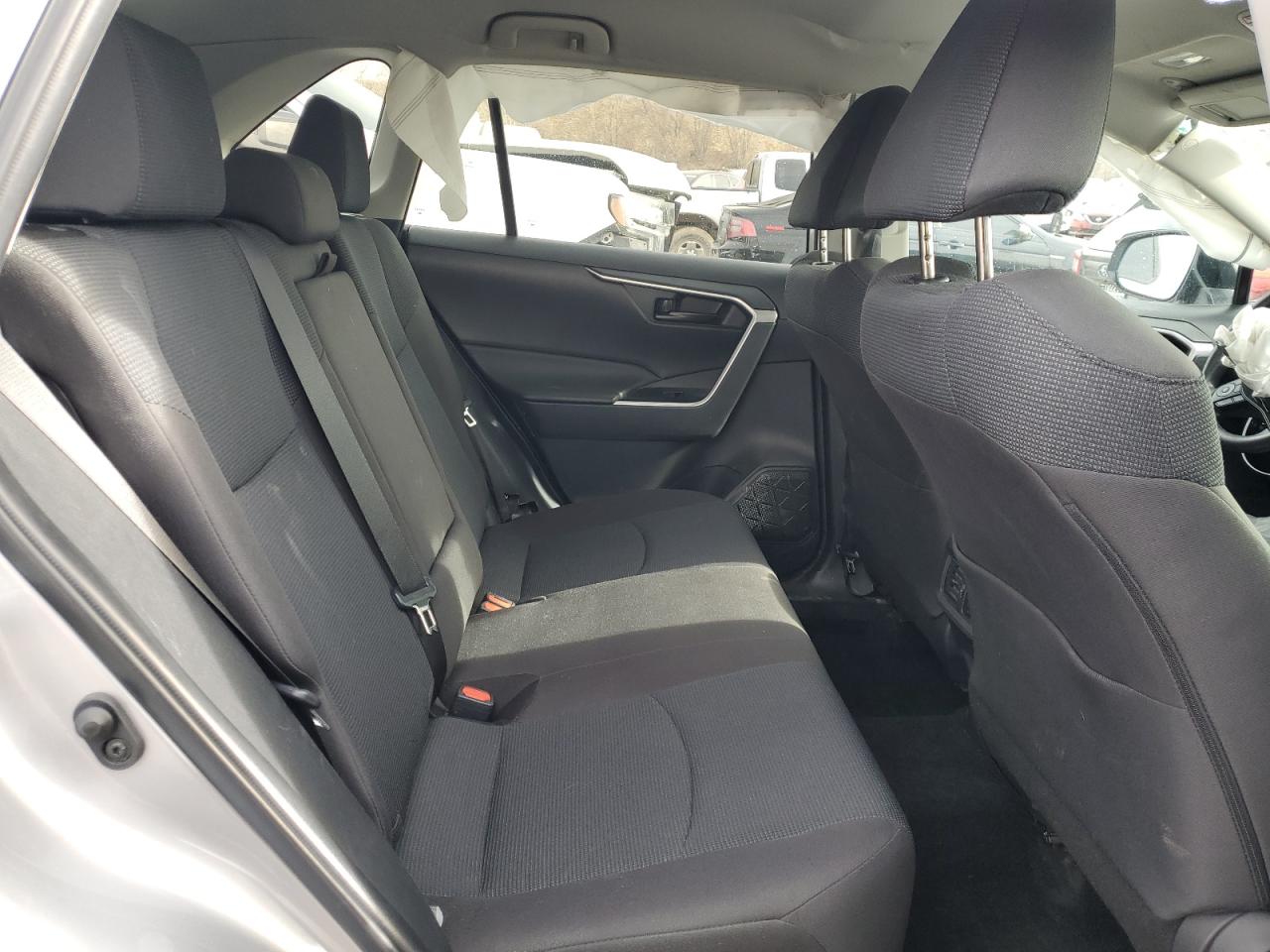 2022 Toyota RAV 4 - Image 11