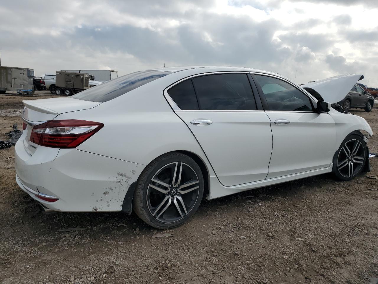 2017 Honda Accord - Image 3