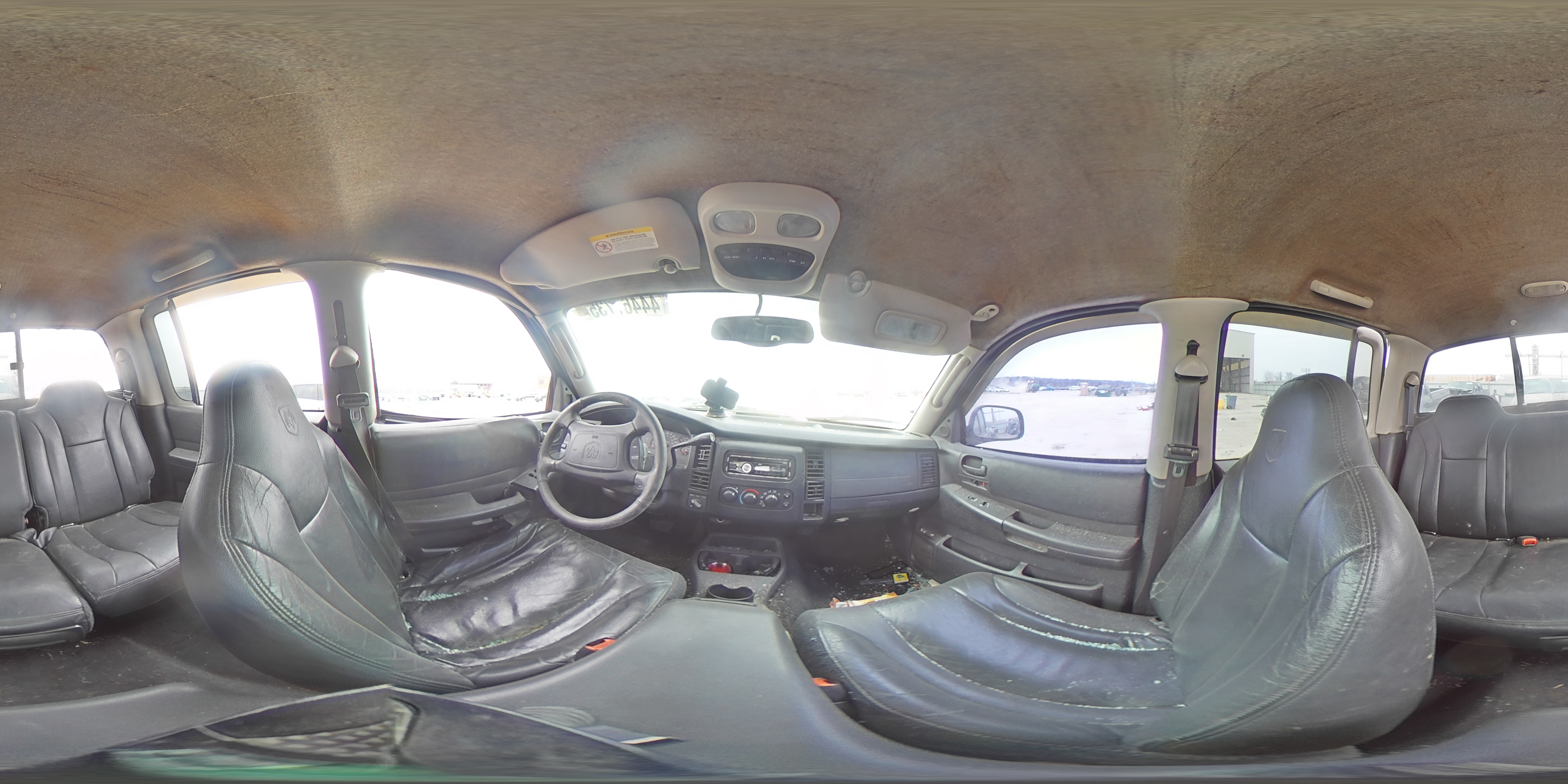 2004 Dodge Dakota - Image 12