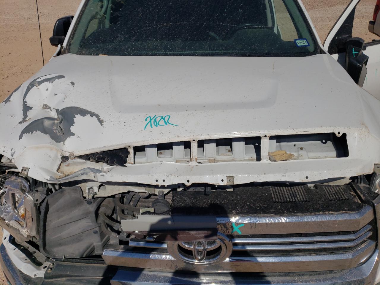 2016 Toyota Tundra - Image 11