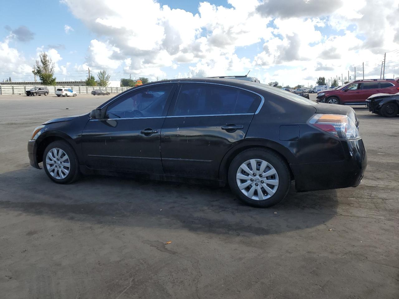 2012 Nissan Altima - Image 2
