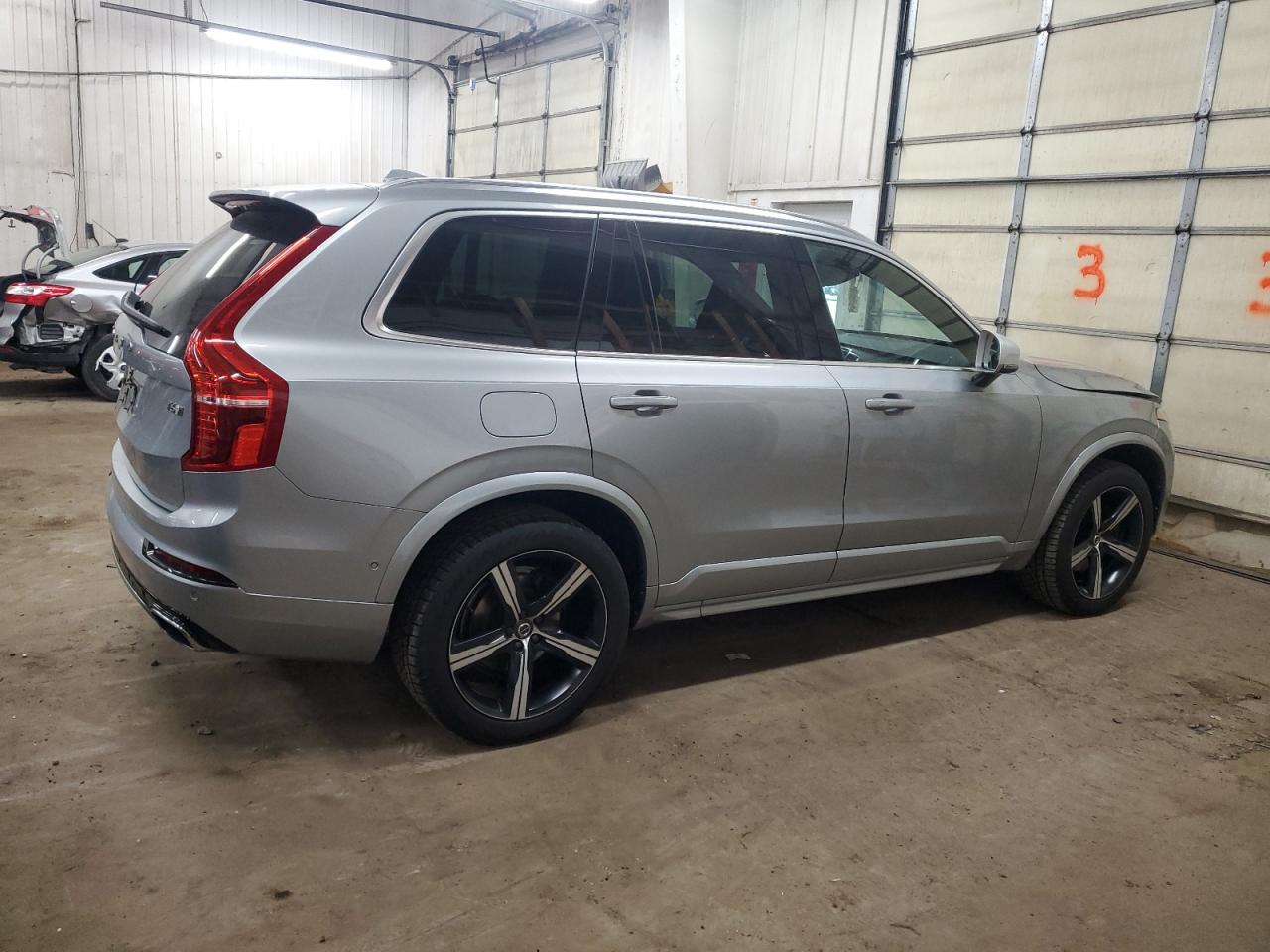 2016 Volvo XC90 - Image 3