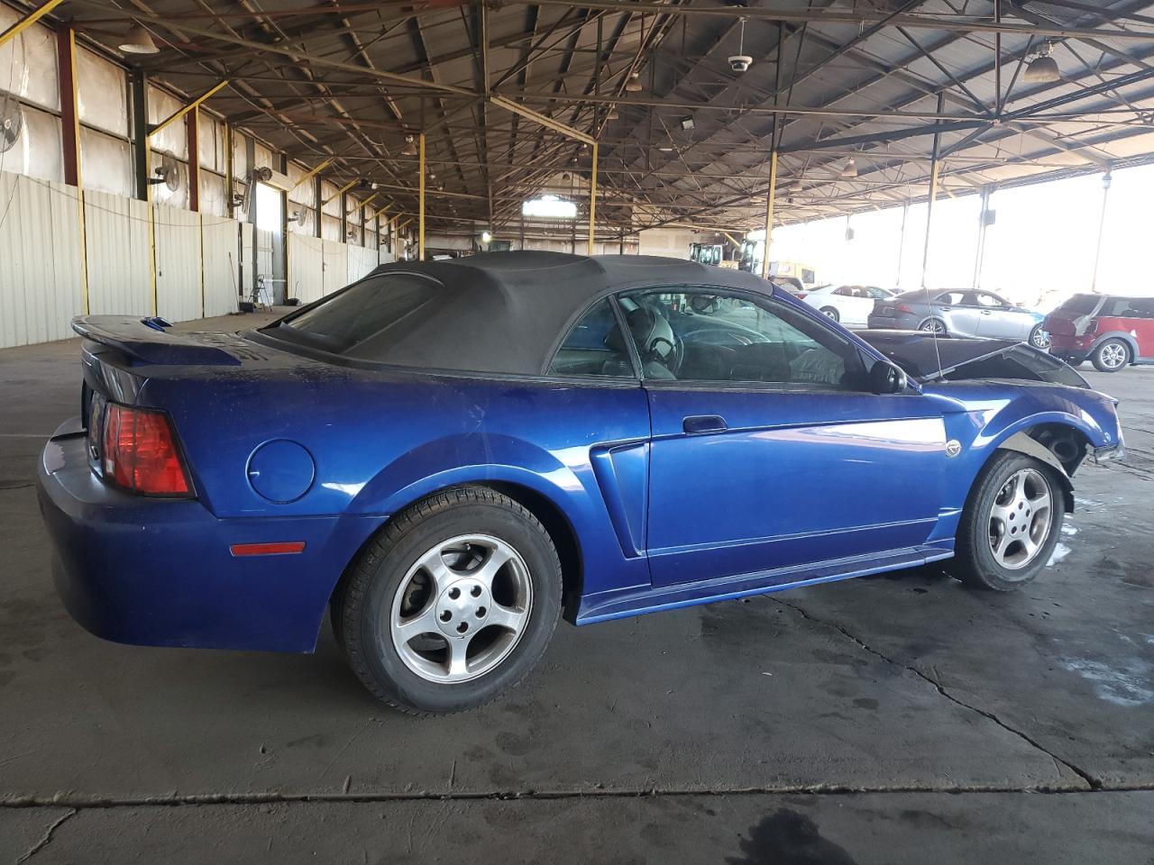 2004 Ford Mustang - Image 3