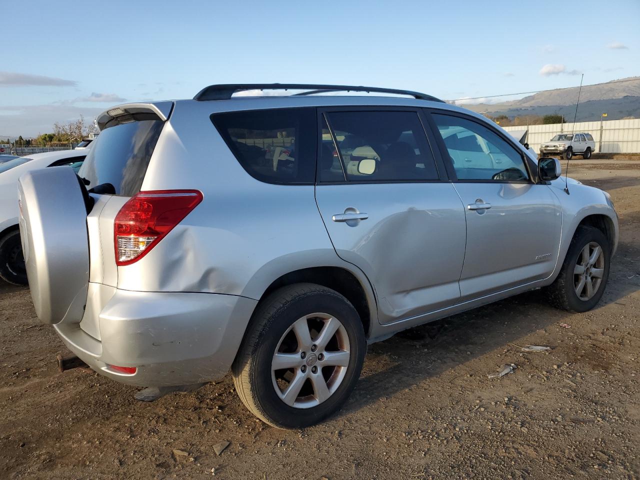 2007 Toyota RAV 4 - Image 3