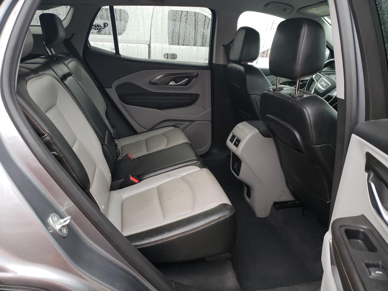 2020 GMC Terrain - Image 11
