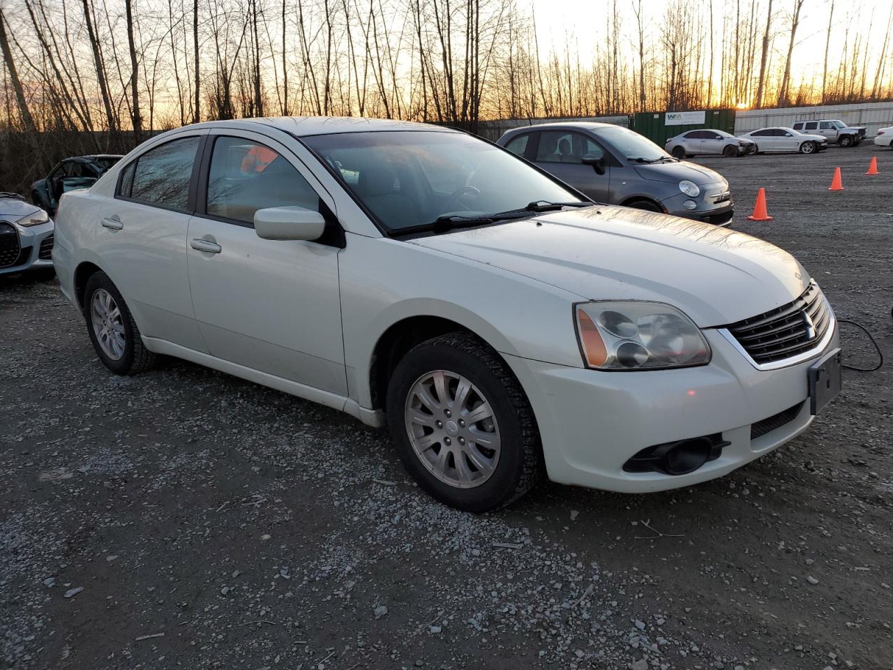 2009 Mitsubishi Galant - Image 4