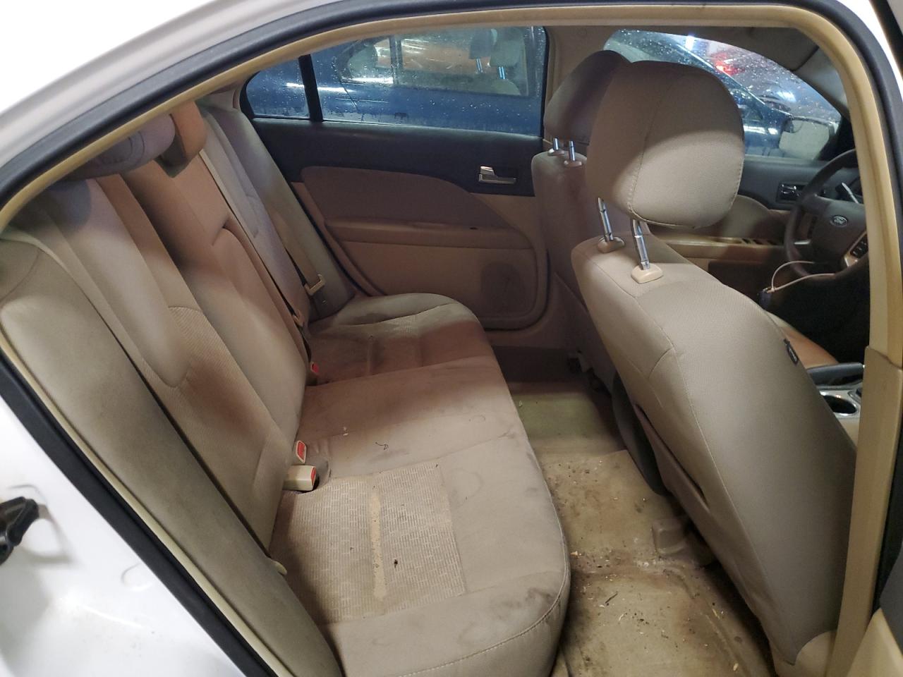 2012 Ford Fusion - Image 10