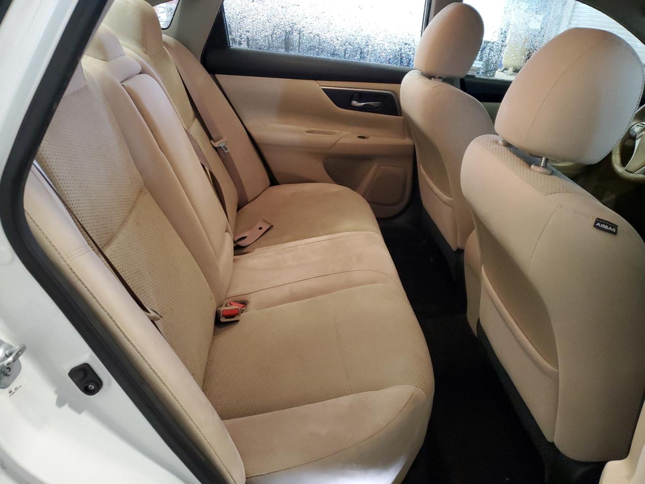 2015 Nissan Altima - Image 10