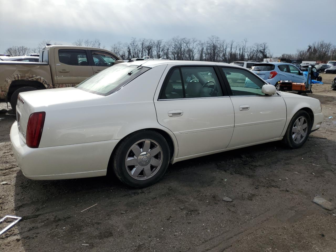 2003 Cadillac De Ville - Image 3