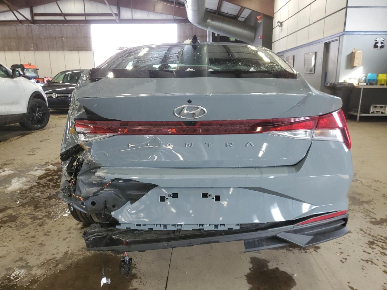 2023 Hyundai Elantra - Image 6