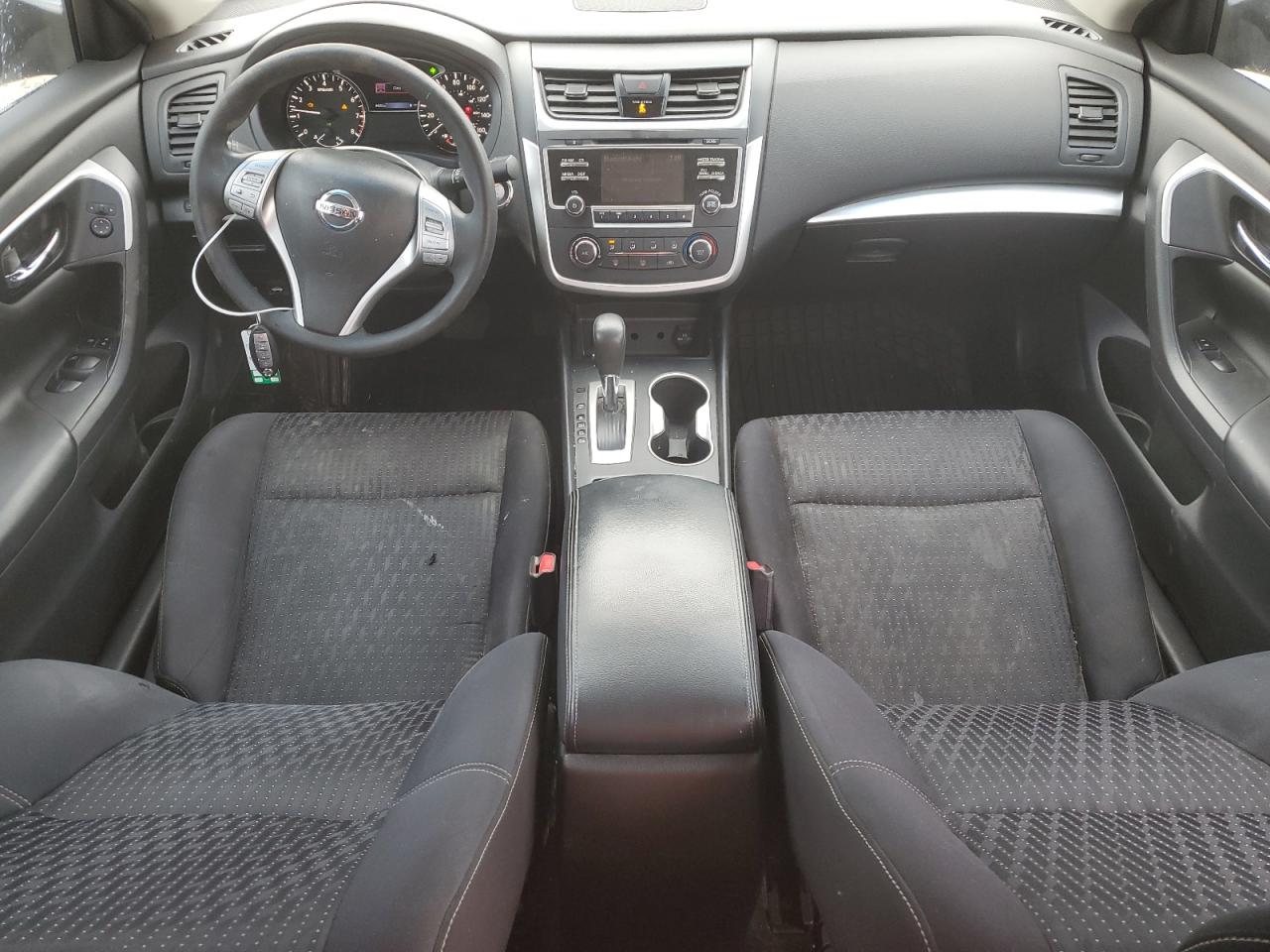 2017 Nissan Altima - Image 8