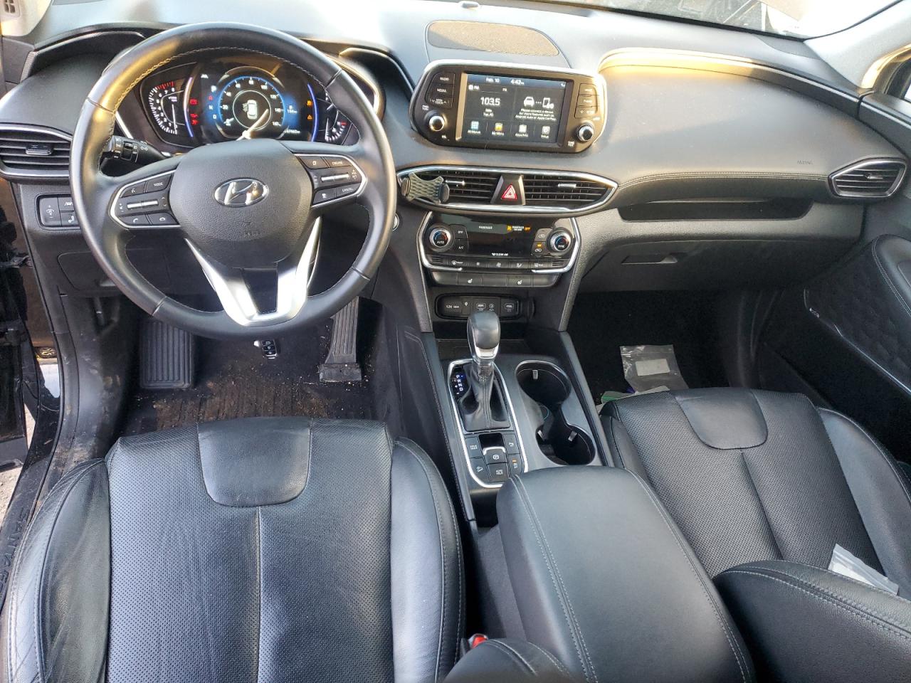 2020 Hyundai Santa Fe - Image 8