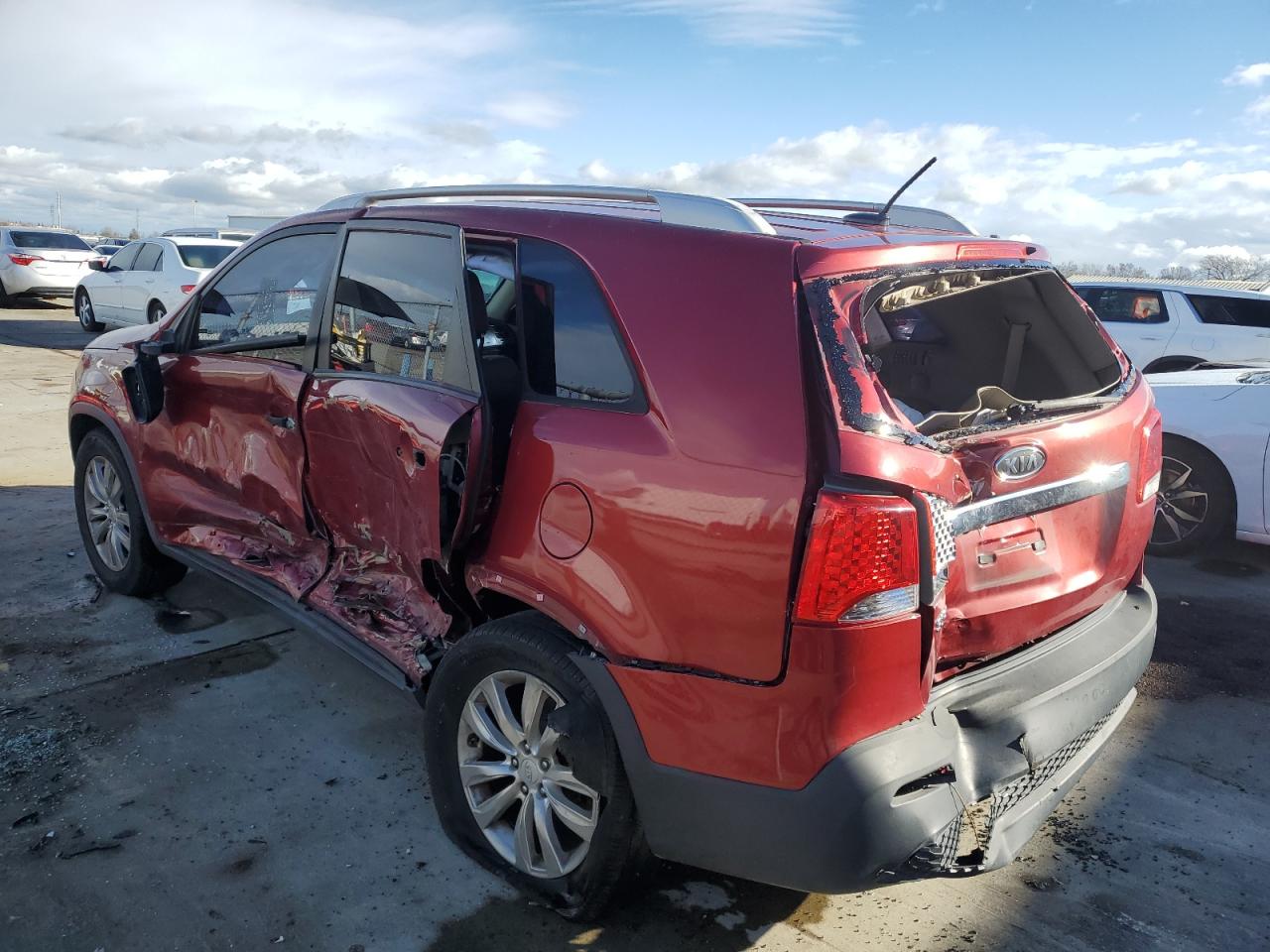 2011 Kia Sorento - Image 2