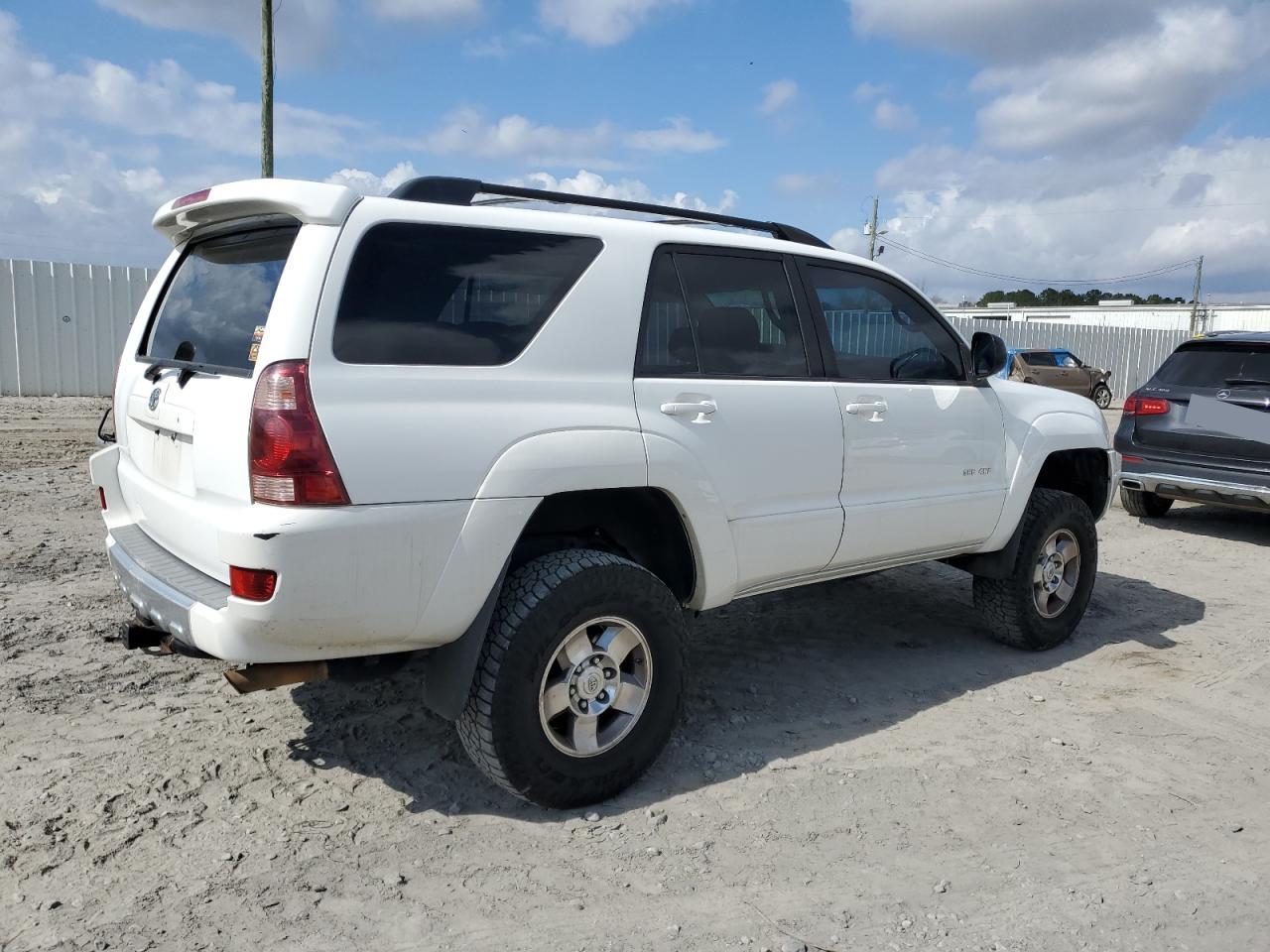 2004 Toyota 4Runner - Image 3