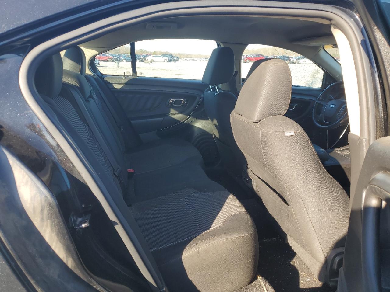 2011 Ford Taurus - Image 10