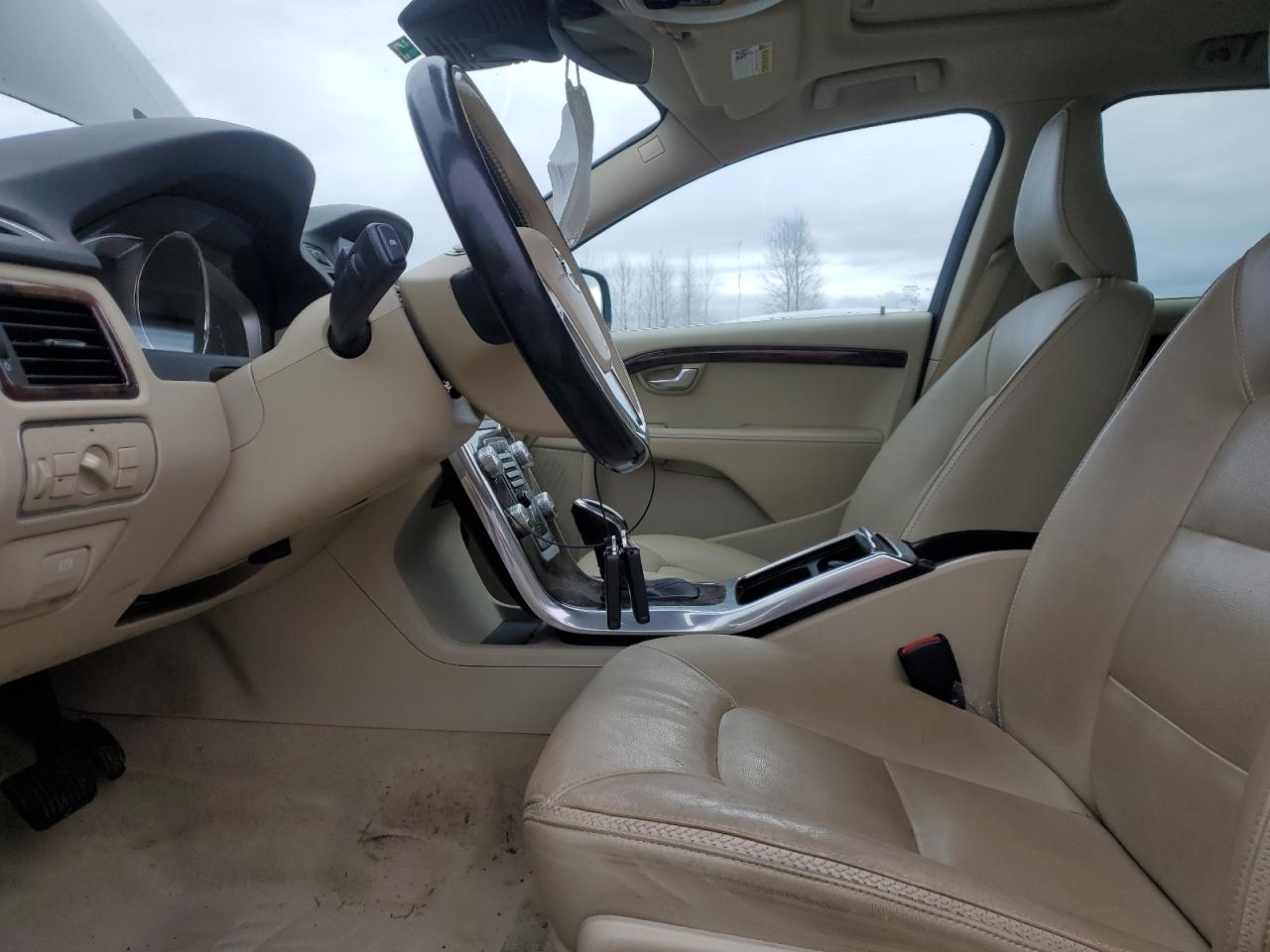 2016 Volvo XC70 - Image 7