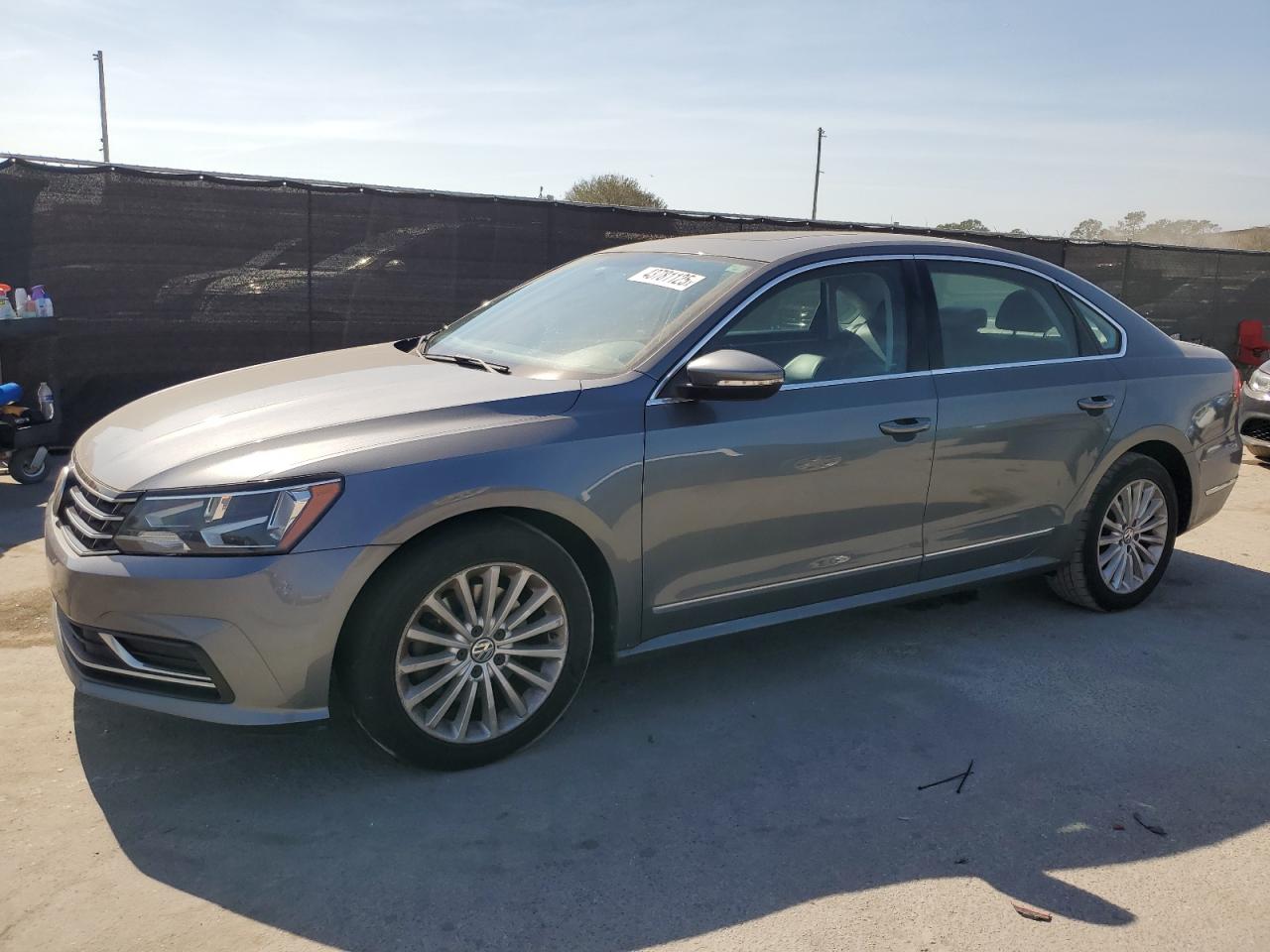 2016 Volkswagen Passat - Image 1