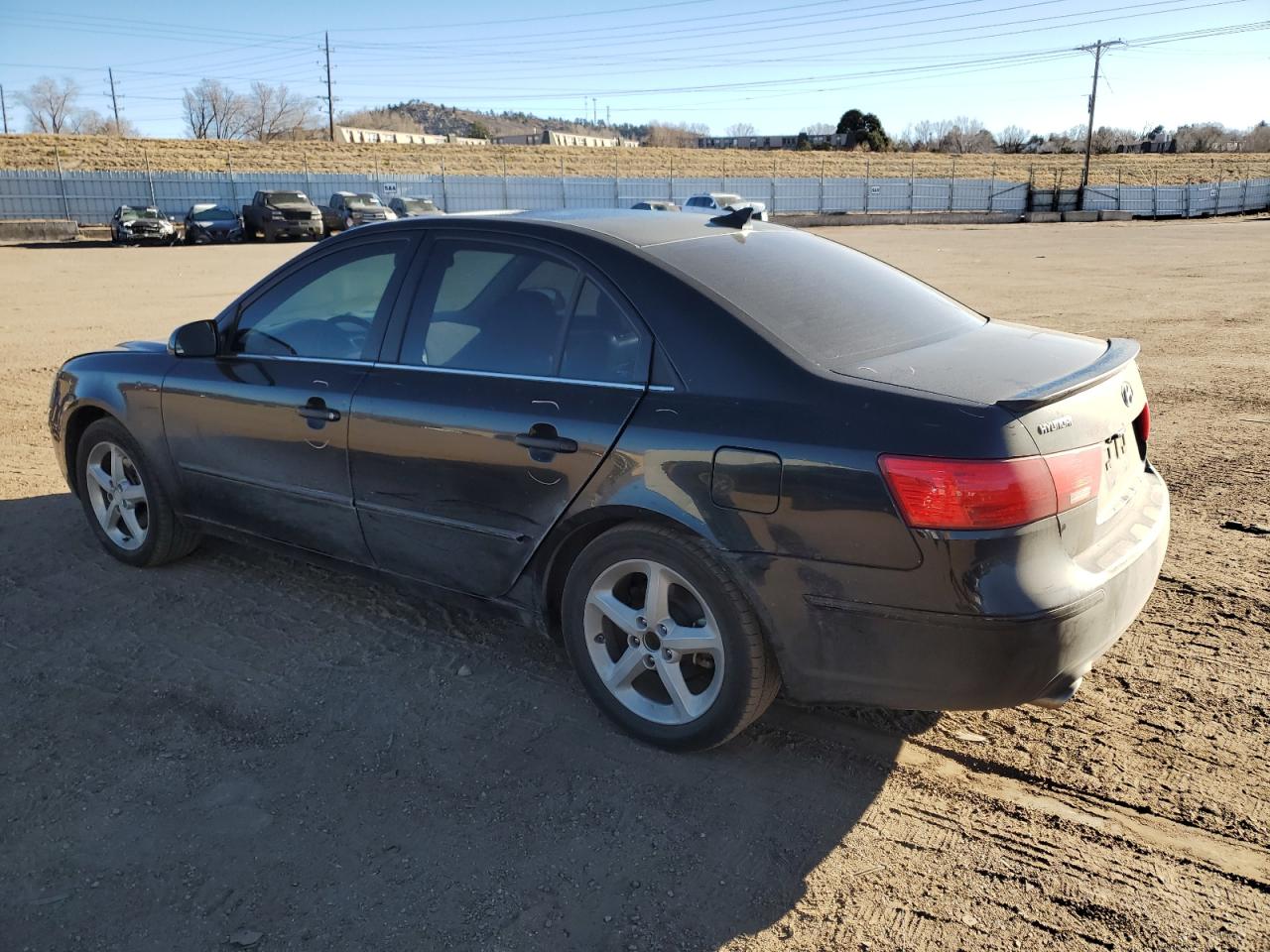 2009 Hyundai Sonata - Image 2