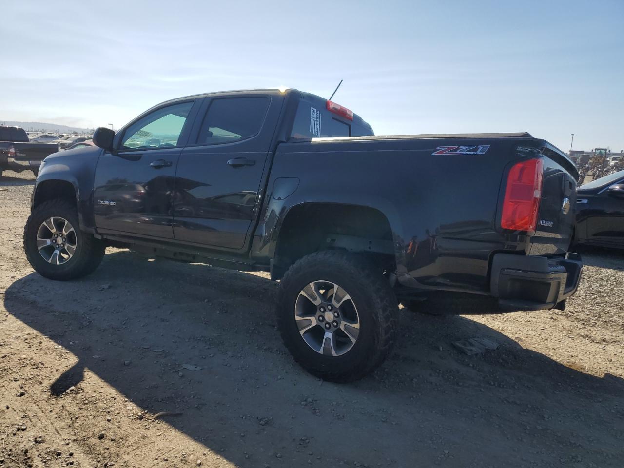 2016 Chevrolet Colorado - Image 2