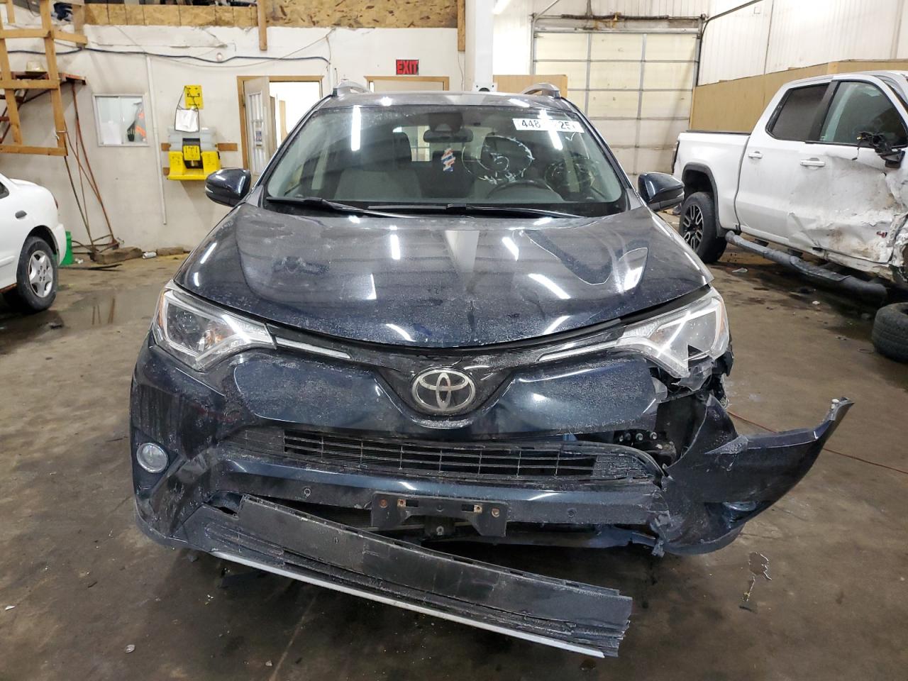 2017 Toyota RAV 4 - Image 5