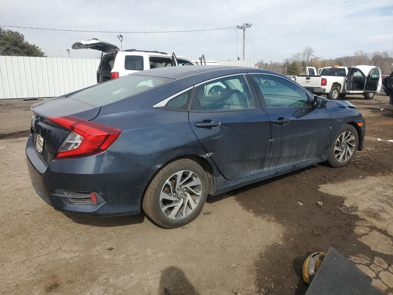 2016 Honda Civic - Image 3