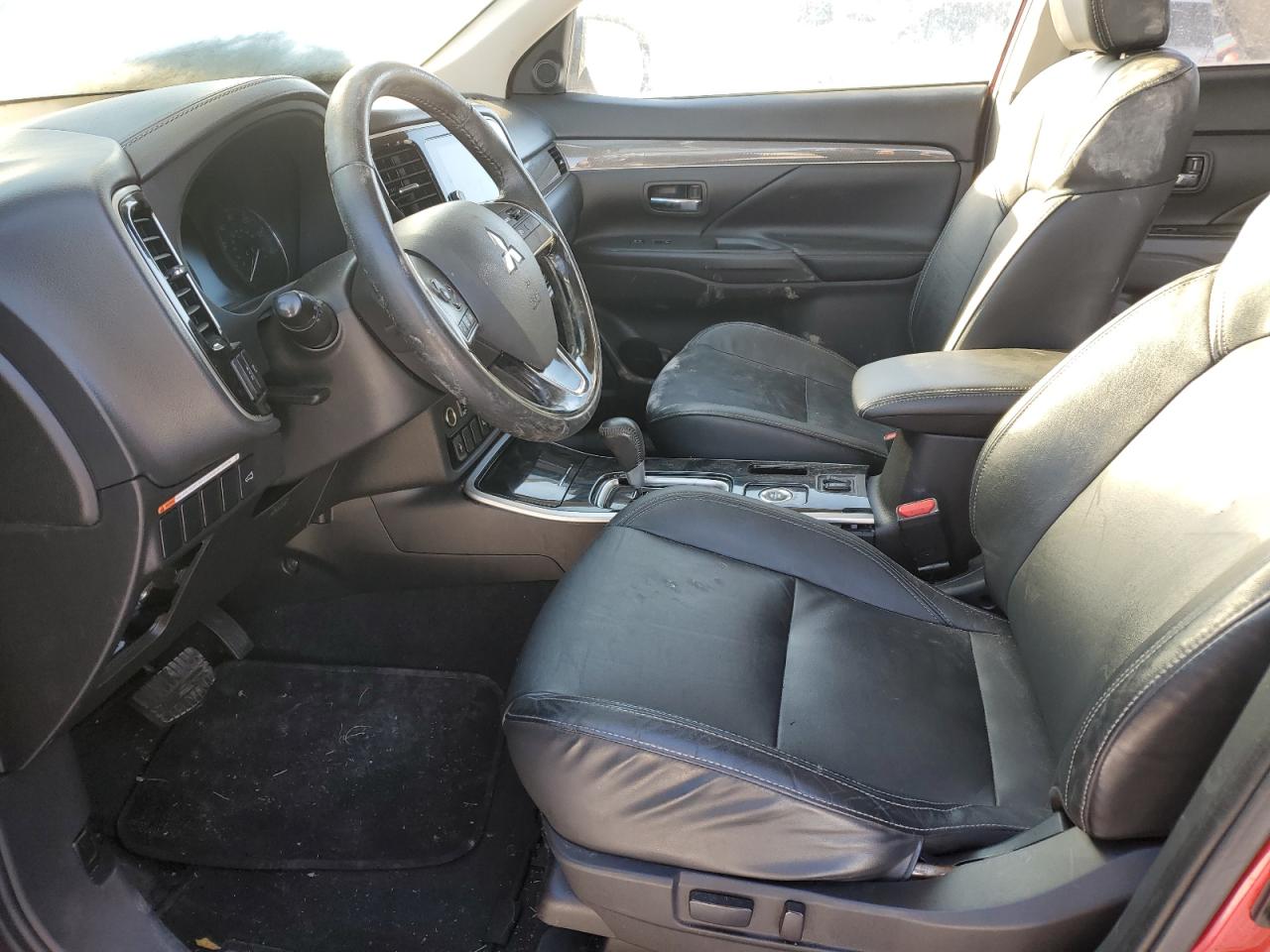 2019 Mitsubishi Outlander - Image 7