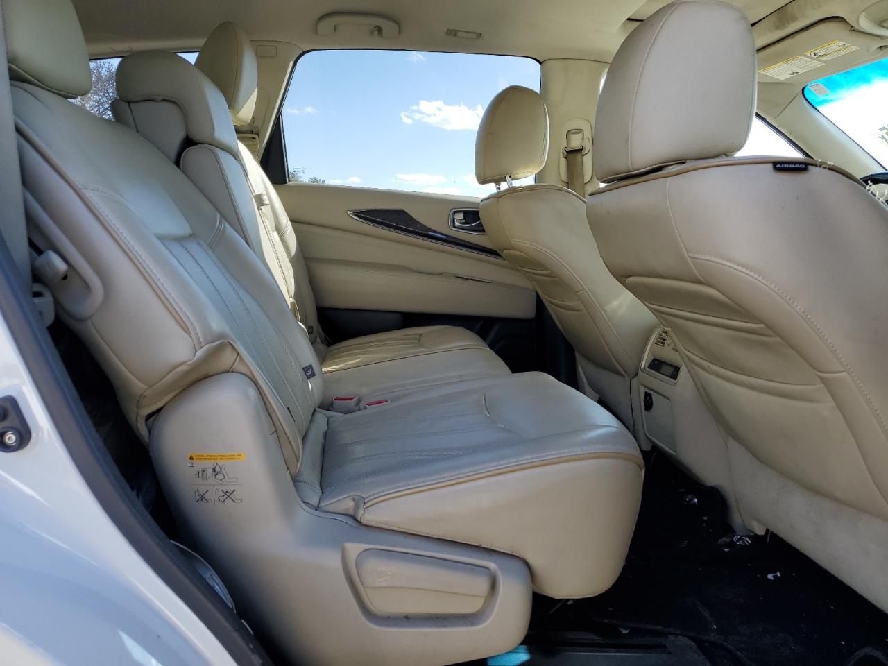 2015 Infiniti QX60 - Image 11