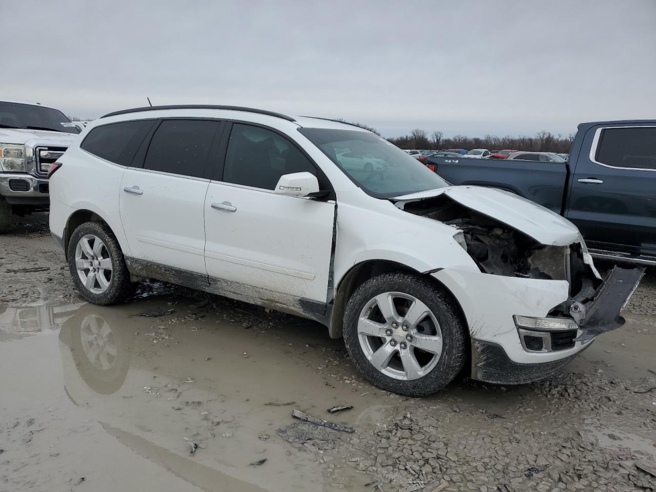 2016 Chevrolet Traverse - Image 4