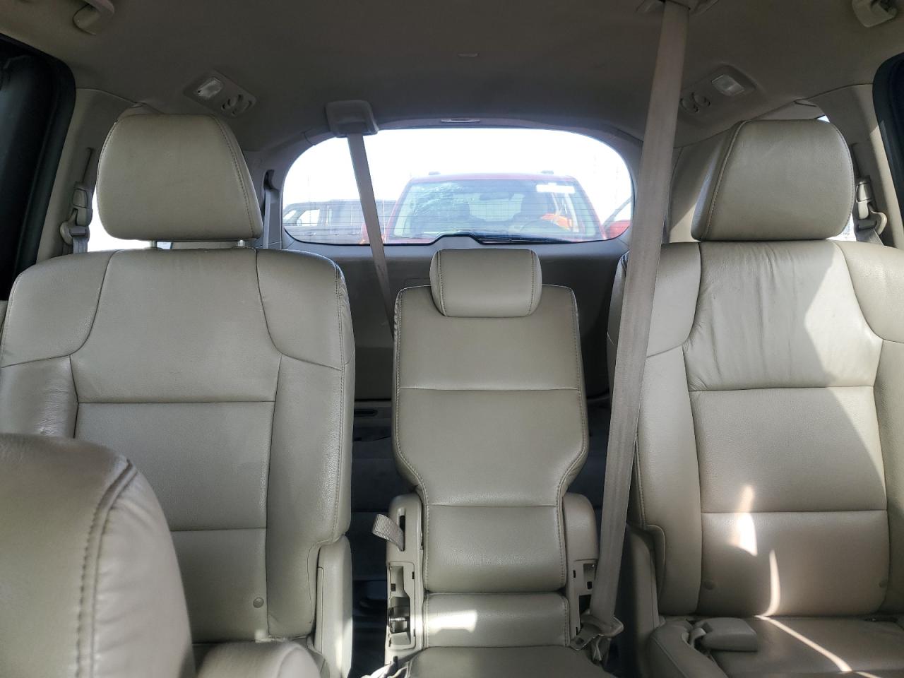 2013 Honda Odyssey - Image 10