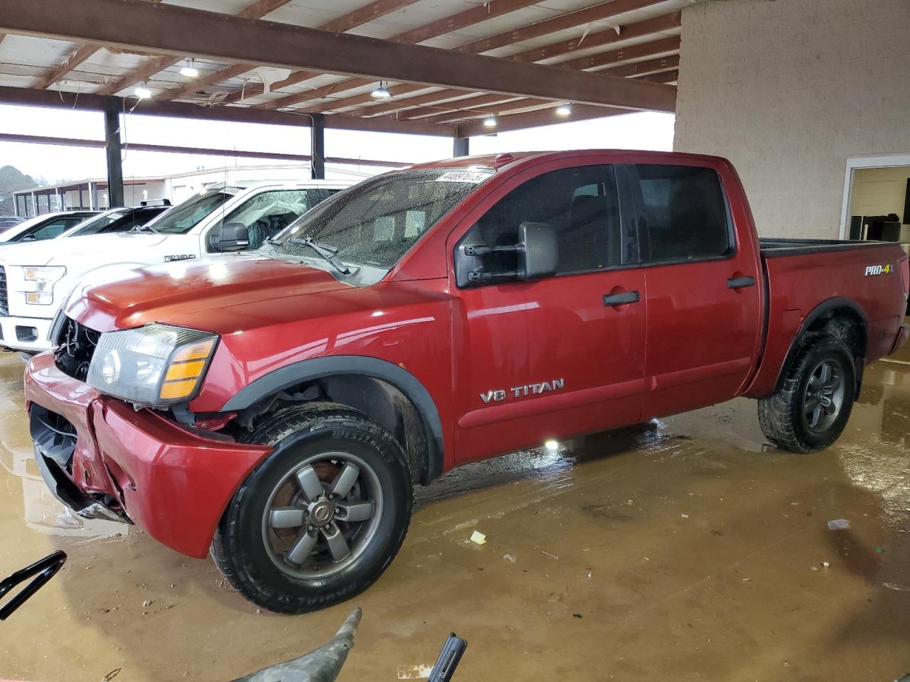 2015 Nissan Titan - Image 1