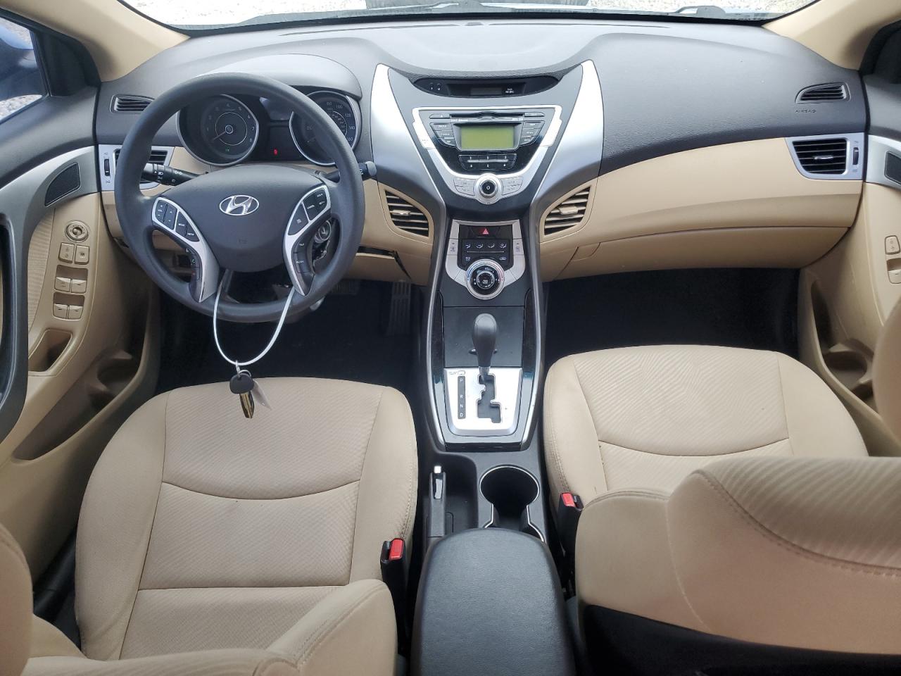 2012 Hyundai Elantra - Image 8