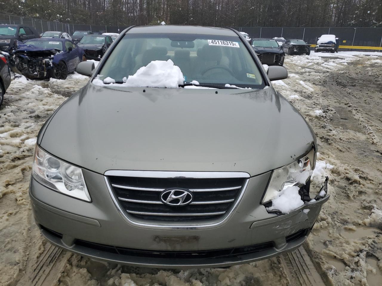 2009 Hyundai Sonata - Image 5