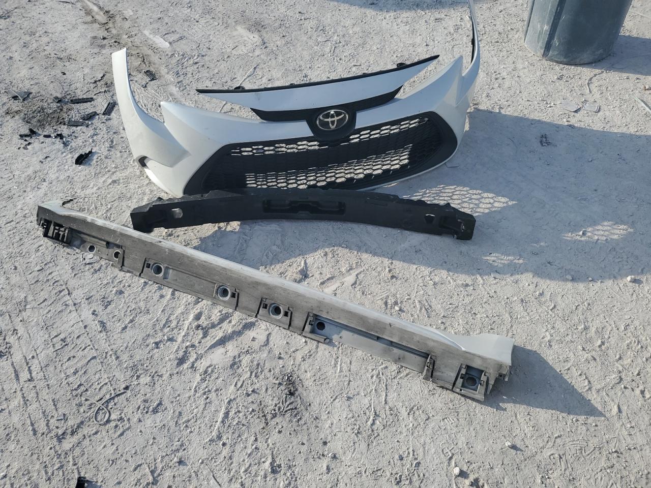 2020 Toyota Corolla - Image 12