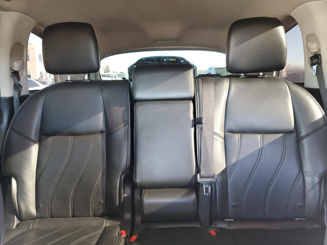 2013 Infiniti JX - Image 10